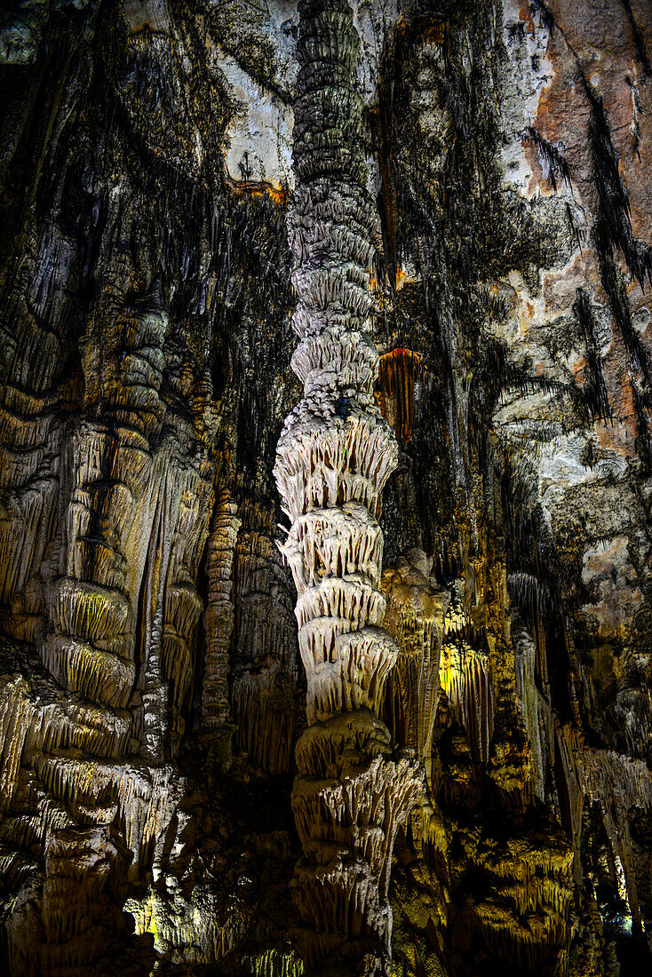 Höhlen der Kunst (Coves díArtr) in der Gemeinde Capdepera, im Nordosten der Insel Mallorca, Spanien