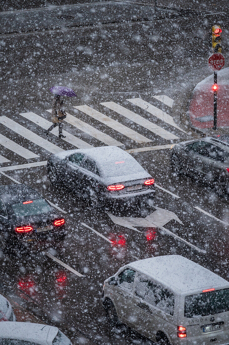 Zaragoza, vom Sturm Juan mit Schnee bedeckt