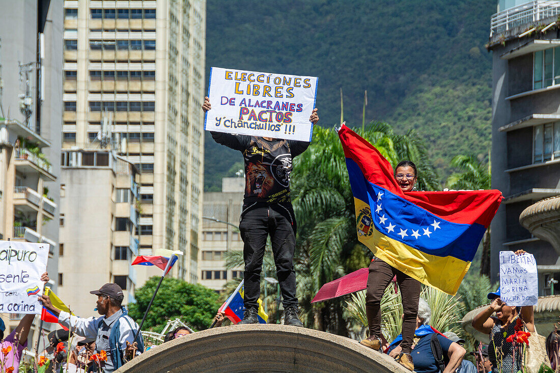 Kundgebung der Kandidatin Maria Corina Machado, venezolanische Oppositionsführerin, auf der Plaza Francia de Altamira in Caracas, am 23. Januar 2024