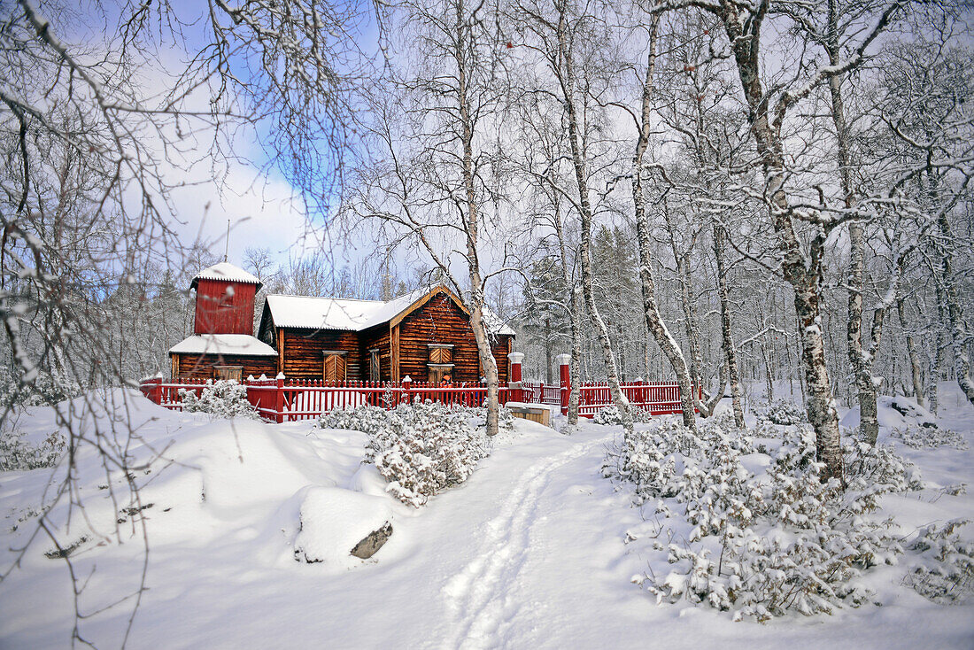 Lake Pielpaj?rvi Wilderness Church, oldest S?mi church still in use in Inari Municipality, Lapland, Finland