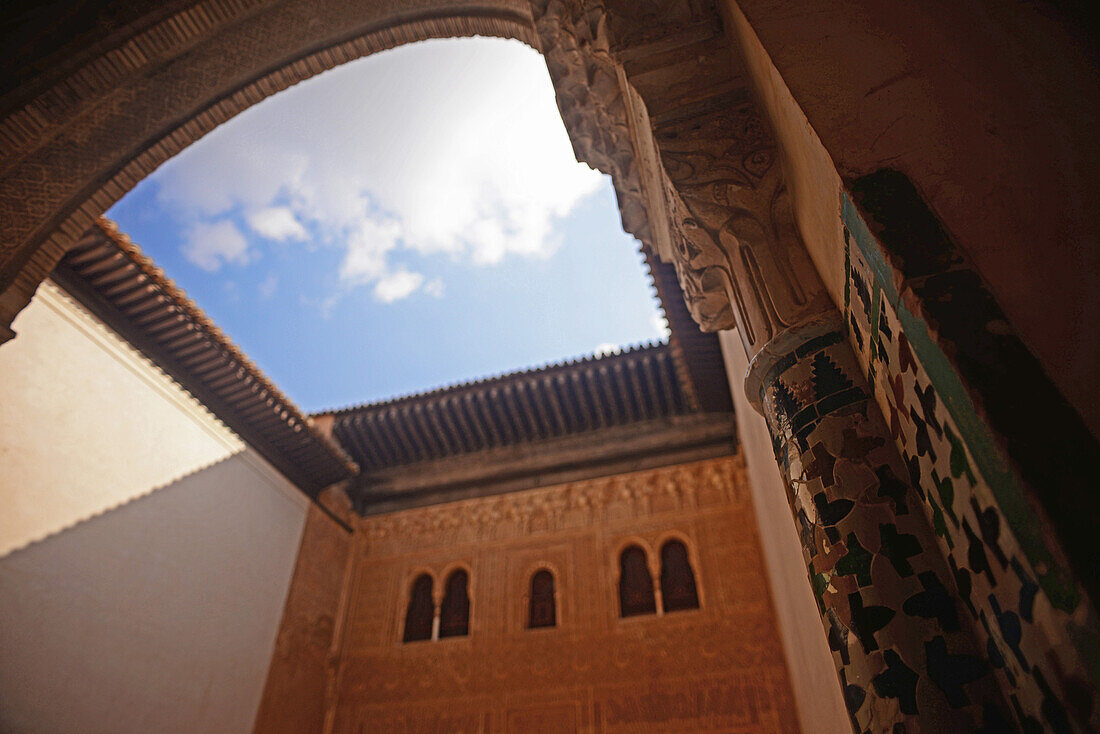 Nasridenpaläste in der Alhambra, Palast- und Festungskomplex in Granada, Andalusien, Spanien