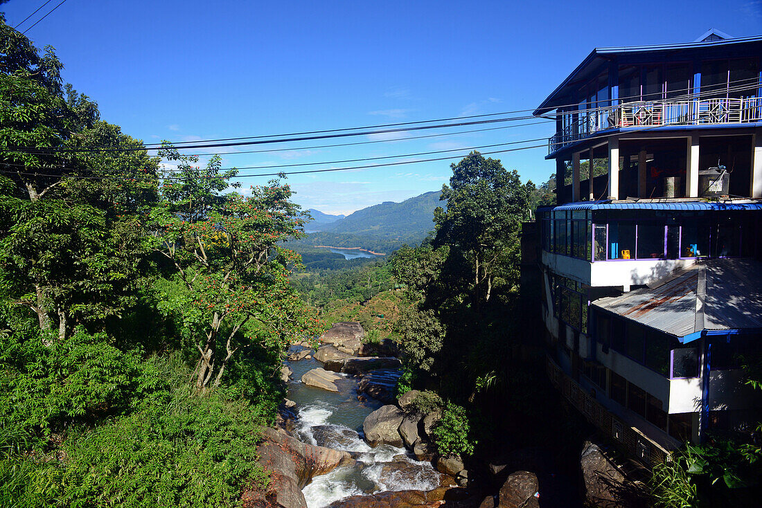 Hotel next to the river, Nuwara Eliya, Sri Lanka