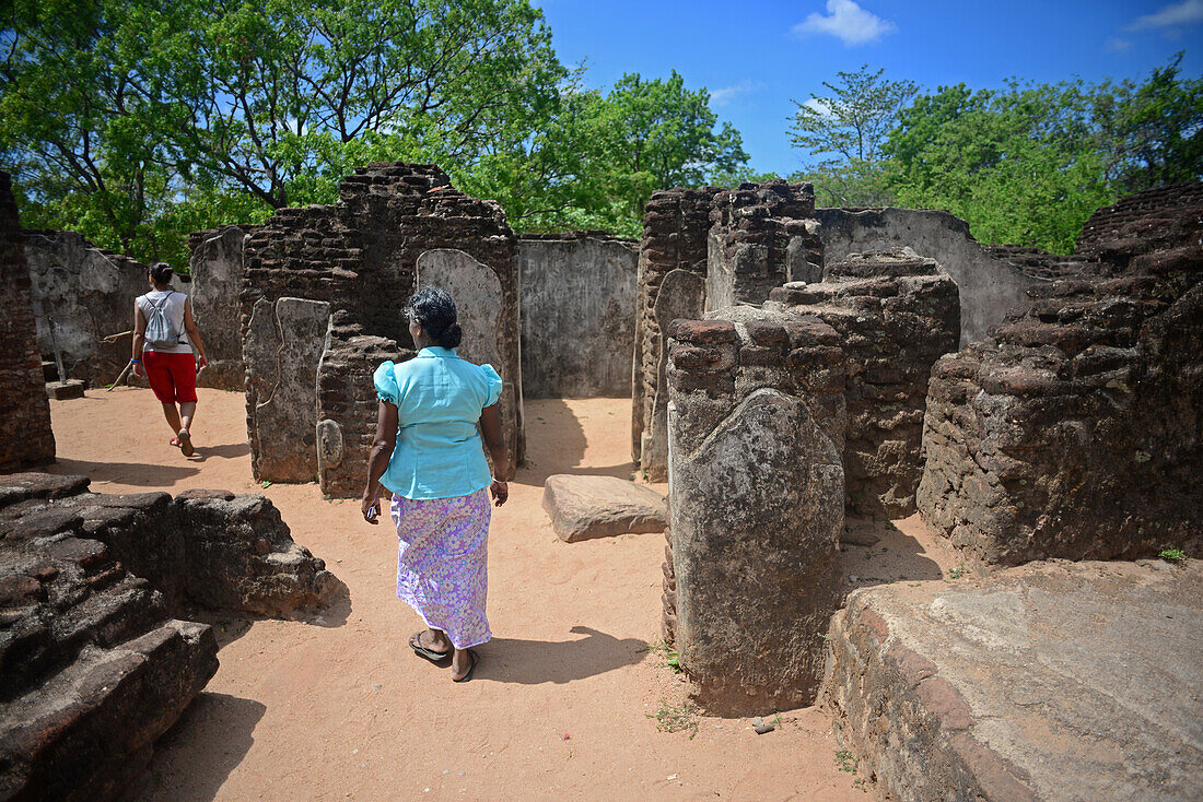 Ruinen des Königspalastes in der antiken Stadt Polonnaruwa, Sri Lanka