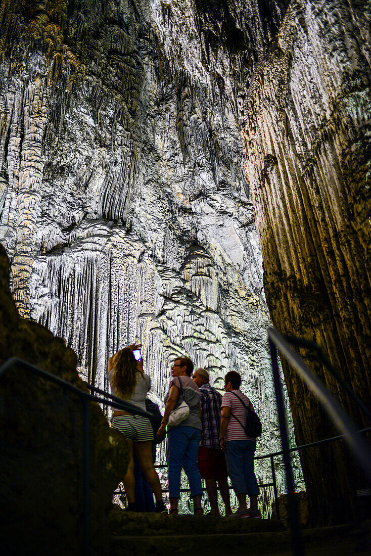 Höhlen der Kunst (Coves díArtr) in der Gemeinde Capdepera, im Nordosten der Insel Mallorca, Spanien