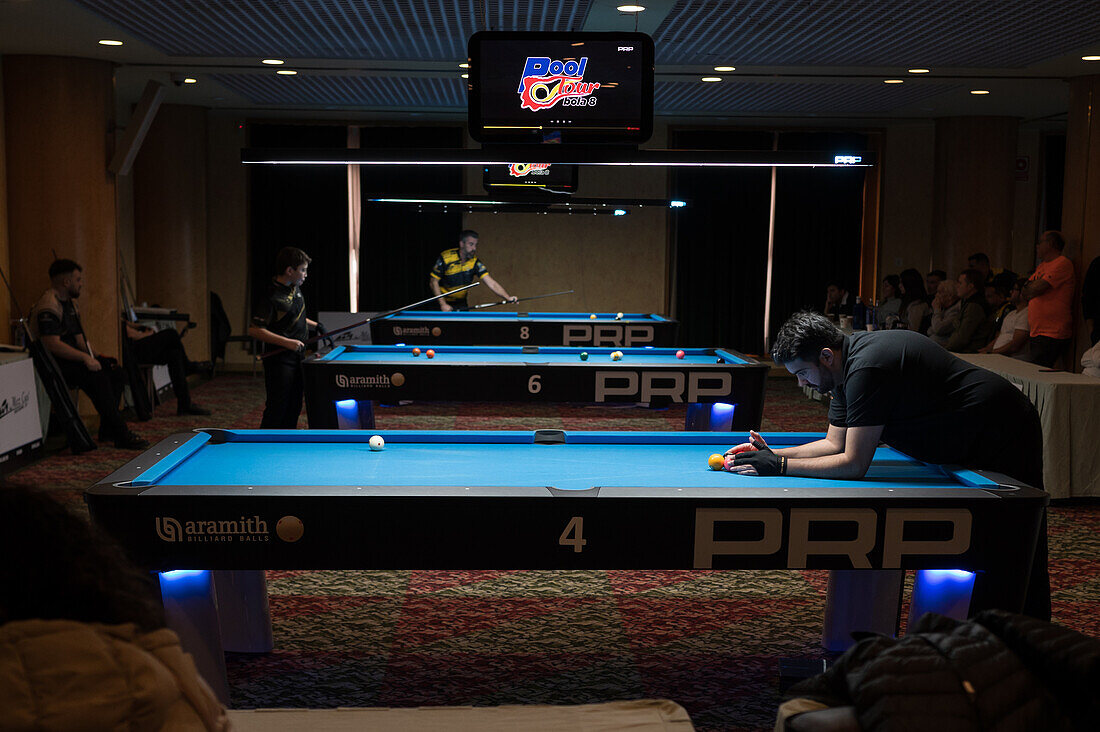 Nationaler Wettbewerb der 8-Ball Pool Tour im Boston Hotel, Zaragoza, Spanien