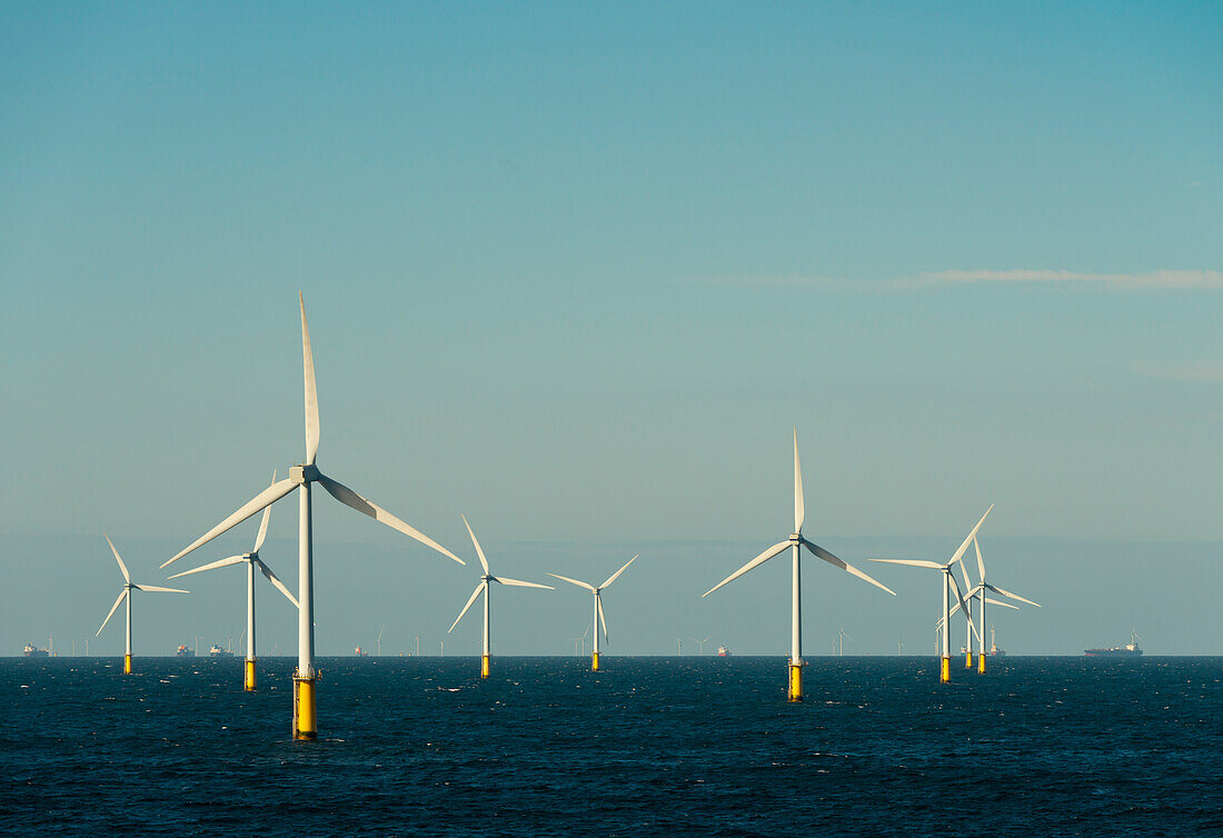 OffshoreÊwindfarmÊon North Sea