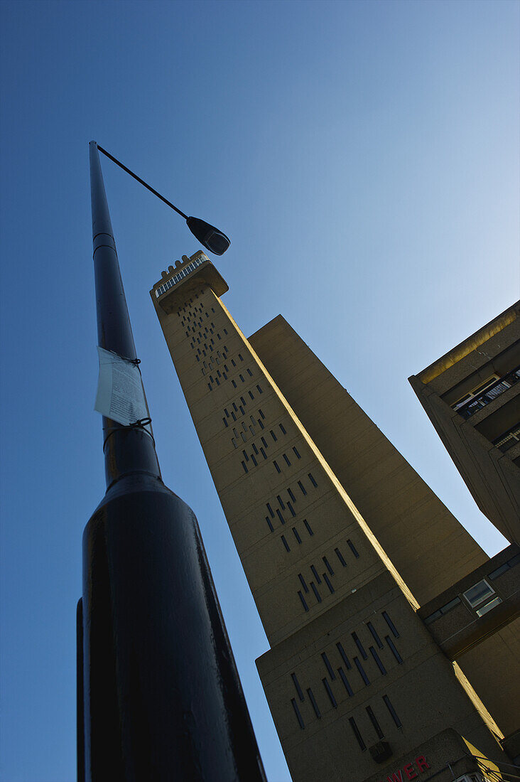 Trellik Tower; London, England