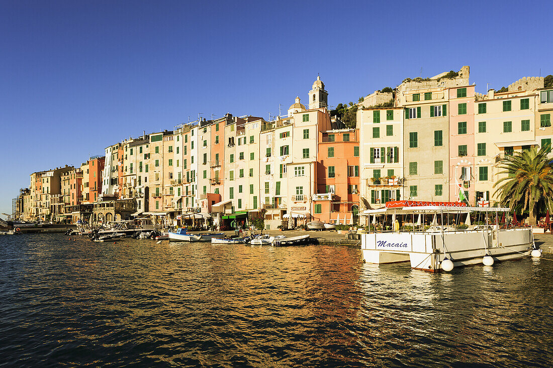 Porto Venere in der Morgendämmerung; Porto Venere, Ligurien, Italien