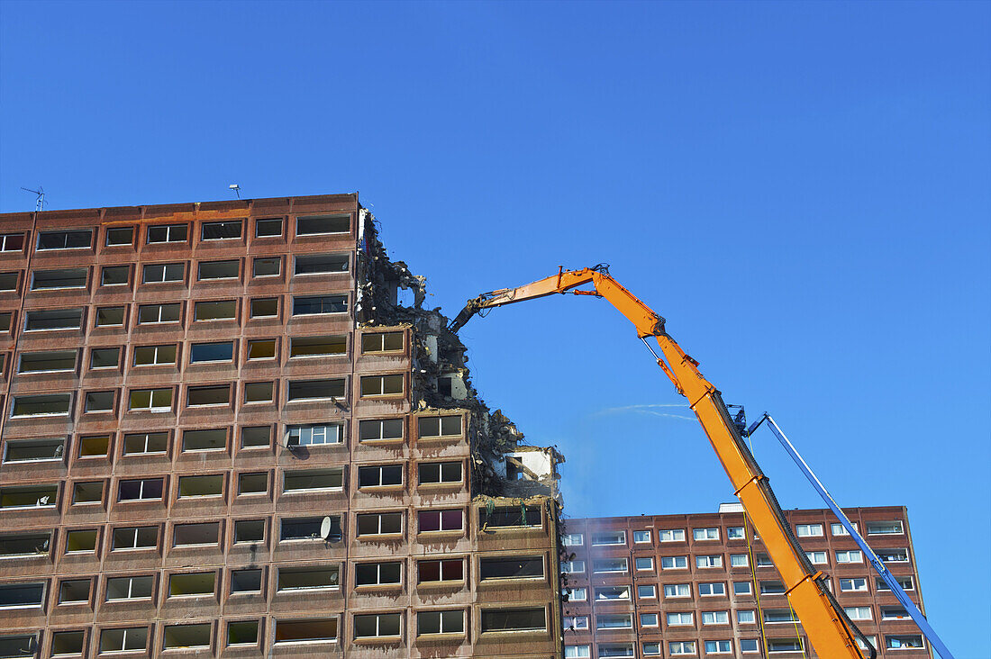 Building Being Demolished, Kilburn; London, England