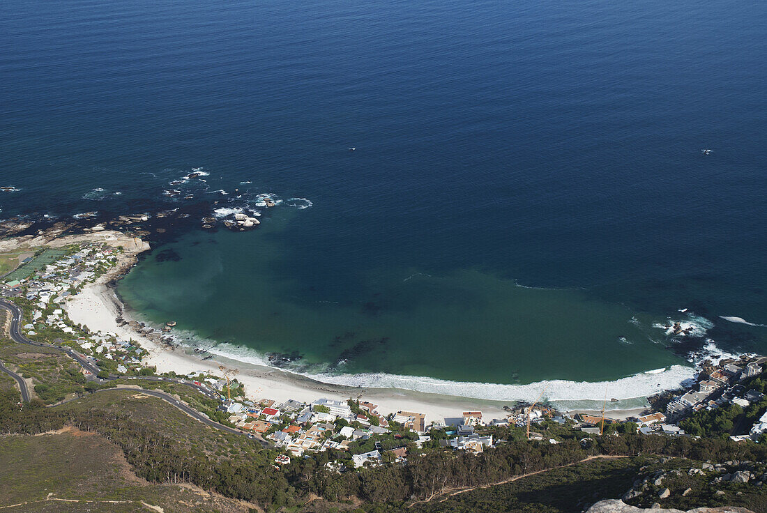 Camps Bay Beach; Kapstadt, Südafrika