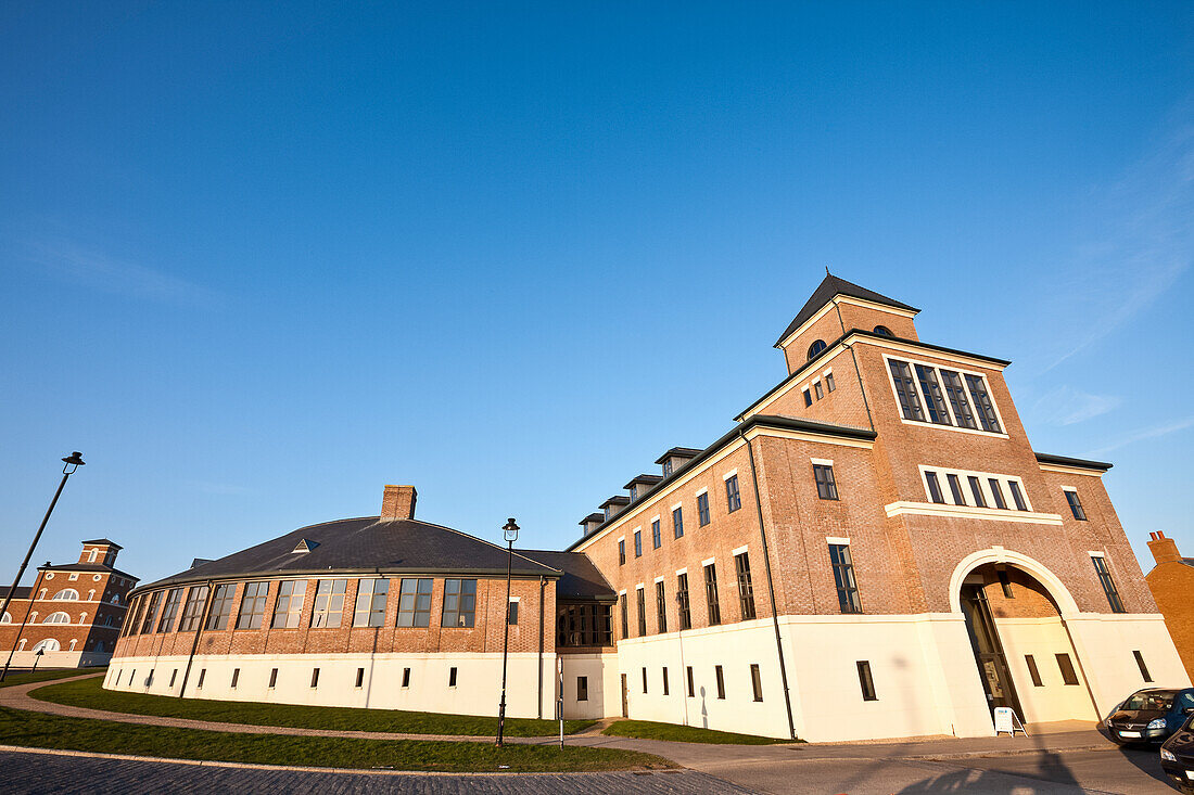 Poundbury, eine experimentelle neue Stadt oder Stadterweiterung am Rande von Dorchester; Dorset, England