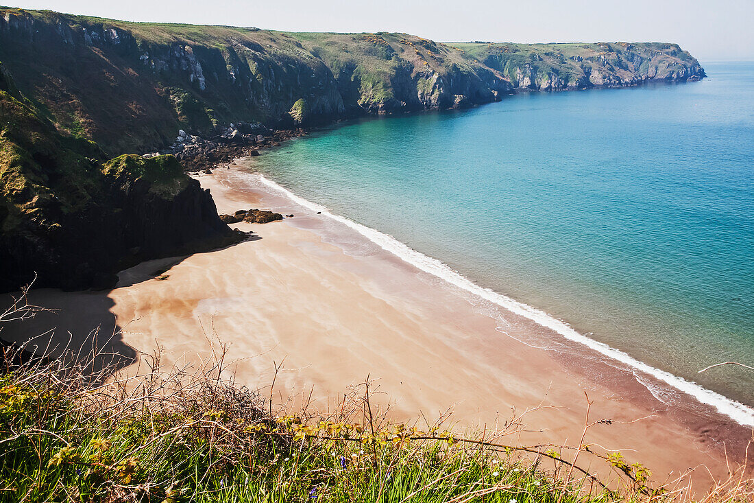 Musselwick Sands bei Marloes, Pembrokeshire-Küstenpfad, Südwest-Wales; Pembrokeshire, England