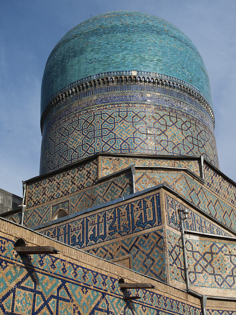 Tillya-Kari-Madrassa, Registan-Platz; Samarkand, Usbekistan.