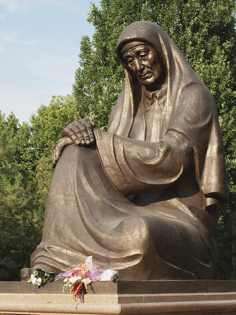 Tomb Of The Unknown Soldier, Independence Square; Tashkent, Uzbekistan