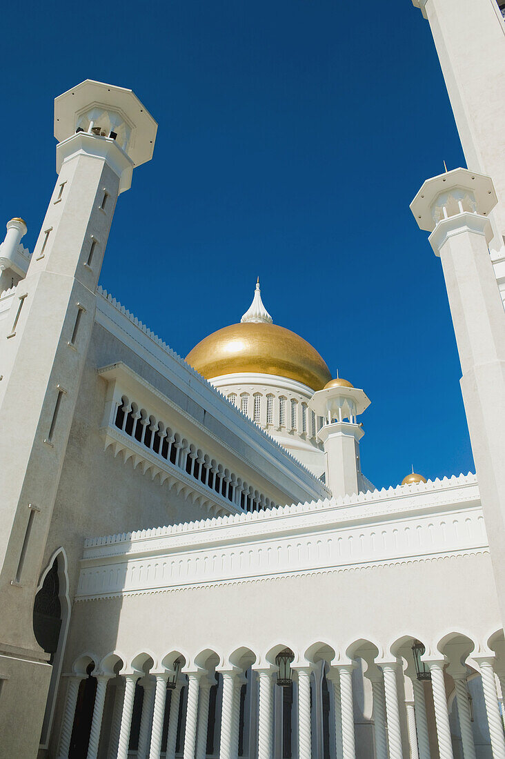 Sultan Omar Ali Saifuddien Moschee; Bandar Seri Begawan, Brunei.