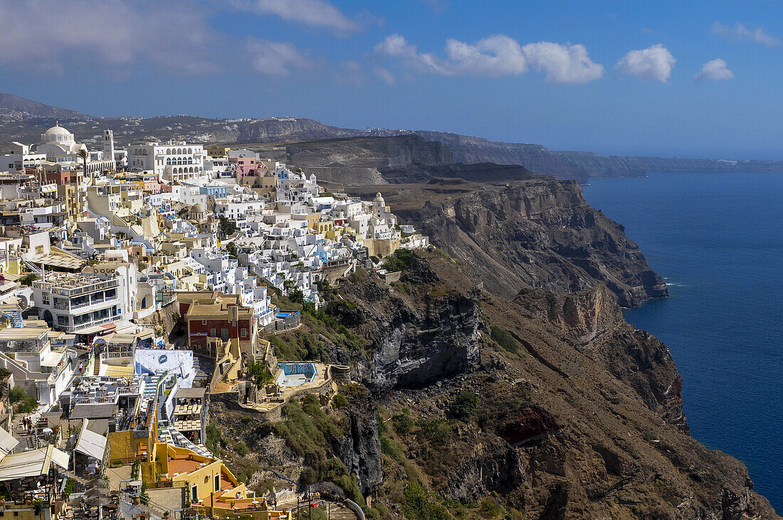 Die Stadt Fira; Fira, Santorin, Kykladen, Griechische Inseln, Griechenland