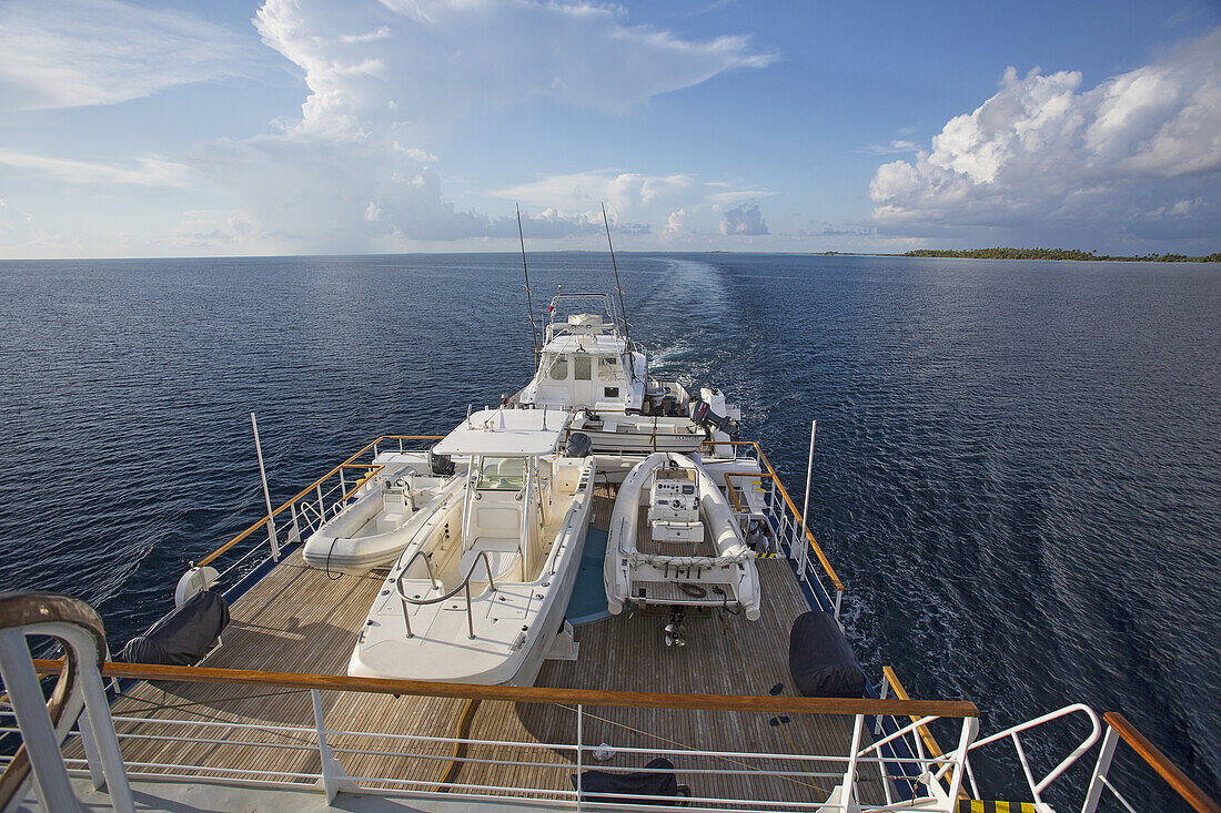 Großes Sportfischerboot; Tahiti