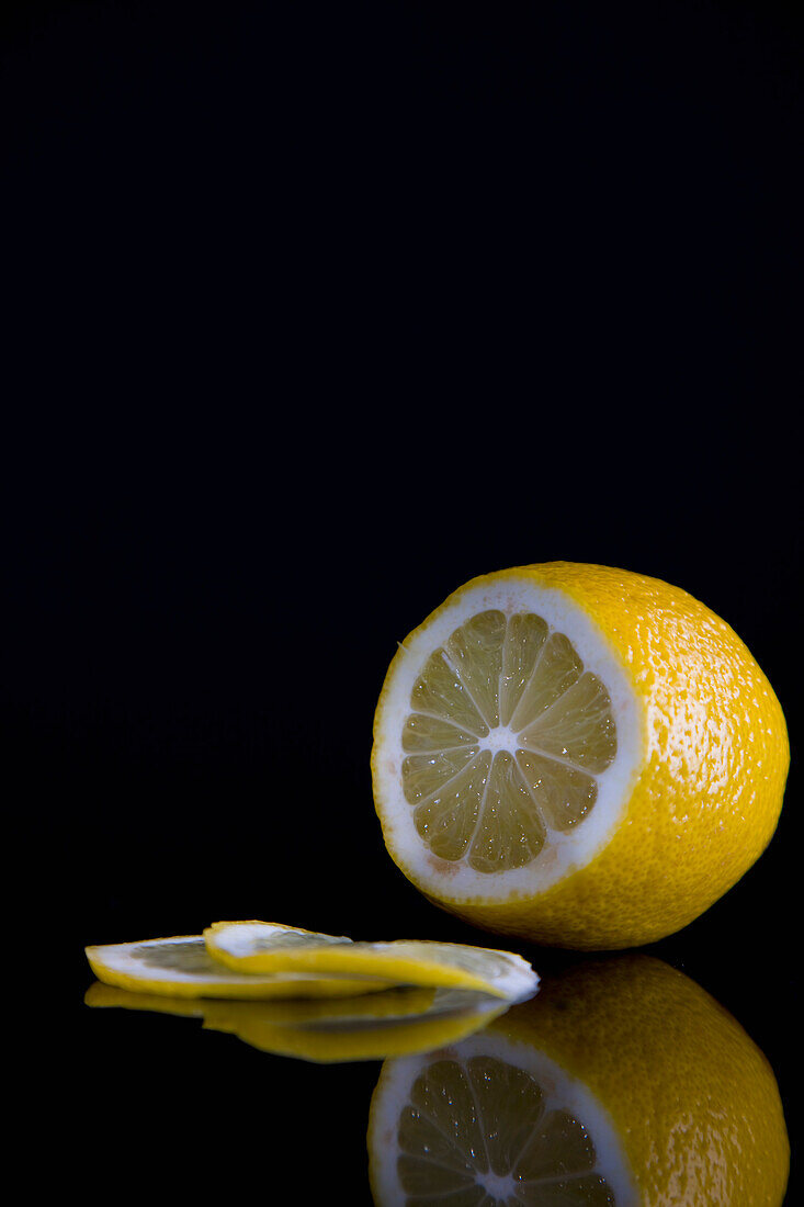 Close up of a sliced lemon