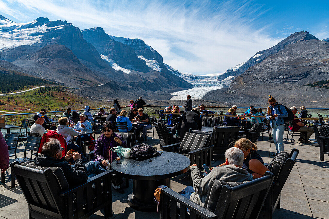 Plattform im Freien, Columbia Icefield, Glacier Parkway, Alberta, Kanada, Nordamerika