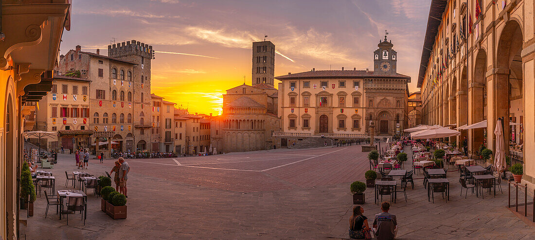 View of architecture in Piazza Grande at sunset, Arezzo, Province of Arezzo, Tuscany, Italy, Europe