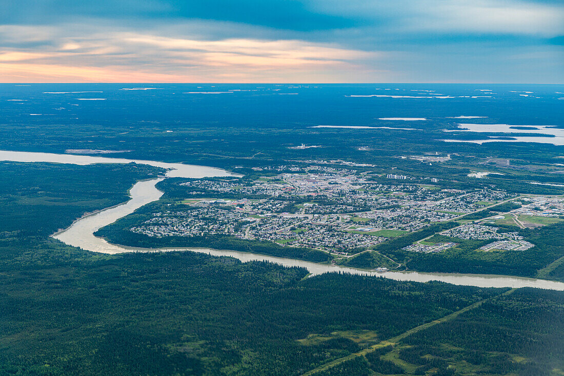 Luftaufnahme von Thompson, Manitoba, Kanada, Nordamerika