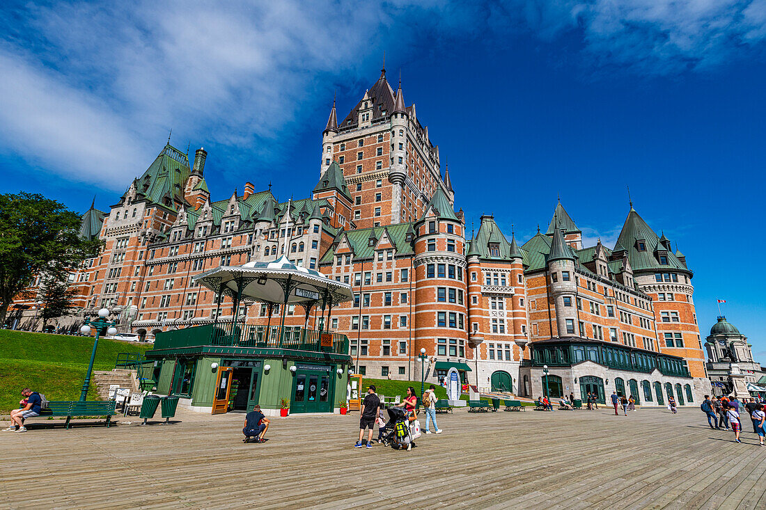 Dufferin Terrace and Chateau Frontenac, UNESCO World Heritage Site, Quebec City, Quebec, Canada, North America