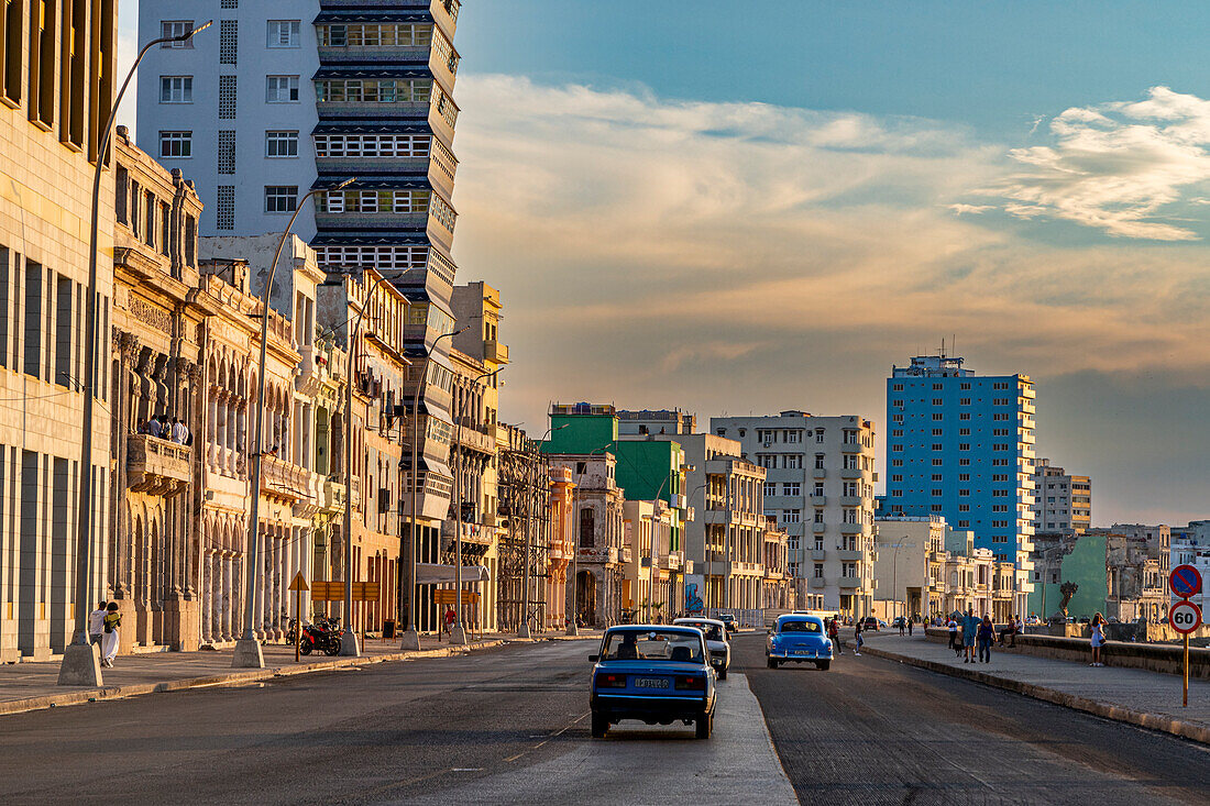 Der berühmte Malecon, Havanna, Kuba, Westindische Inseln, Mittelamerika