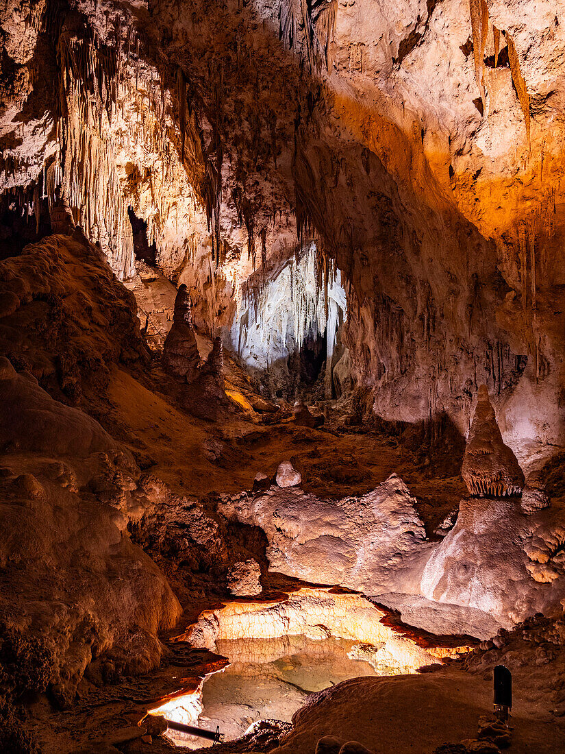 Im Inneren des Großen Saals im Carlsbad Caverns National Park, UNESCO-Welterbe, gelegen in den Guadalupe Mountains, New Mexico, Vereinigte Staaten von Amerika, Nordamerika