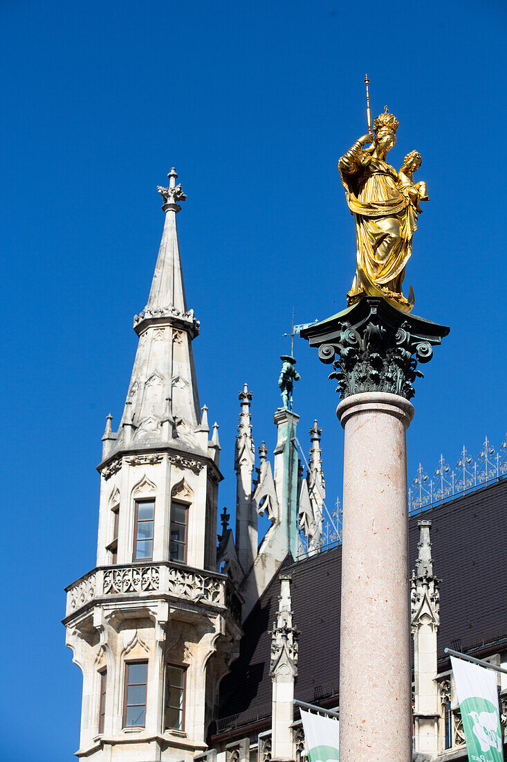 Statue der Jungfrau Maria, Marienplatz, Altstadt, München, Bayern, Deutschland, Europa