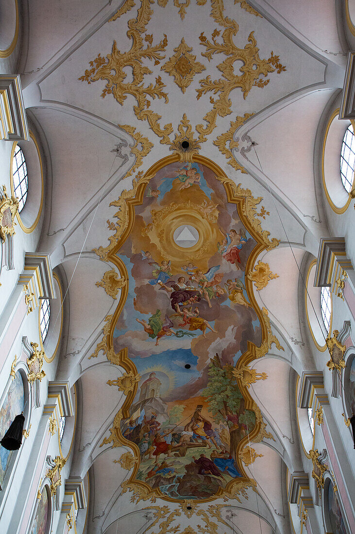 Ceiling Frescoes, Church of St. Peter, Old Town, Munich, Bavaria, Germany, Europe