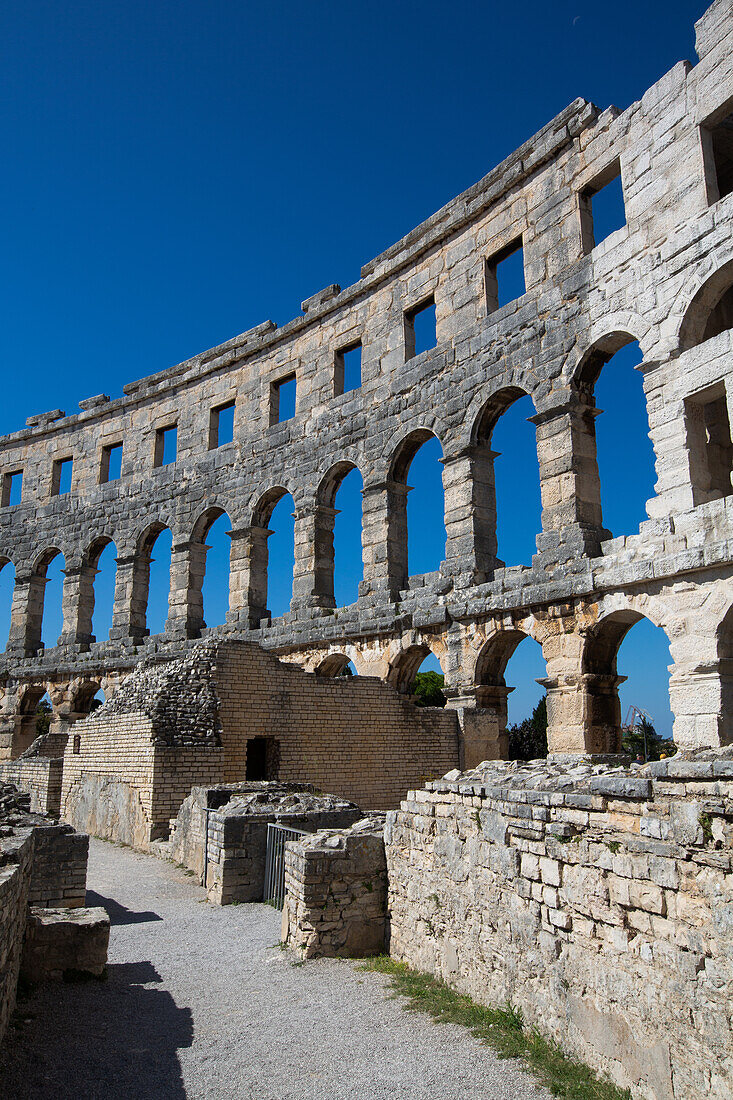 Pula Arena, Römisches Amphitheater, erbaut zwischen 27 v. Chr. und 68 n. Chr., Pula, Kroatien, Europa