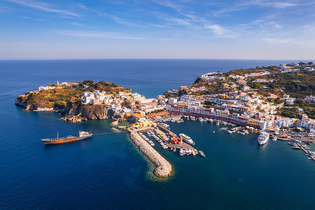 Aerial view of the blue water around the harbour of Ponza island on a sunny day, Pontine archipelago, Latina province, Tyrrhenian Sea, Latium (Lazio), Italy Europe