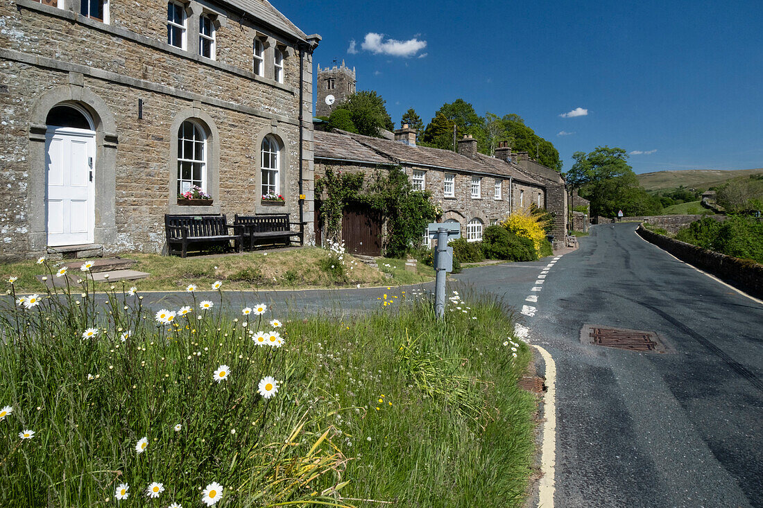 Das Dorf Muker, Swaledale, Yorkshire Dales National Park, Yorkshire, England, Vereinigtes Königreich, Europa