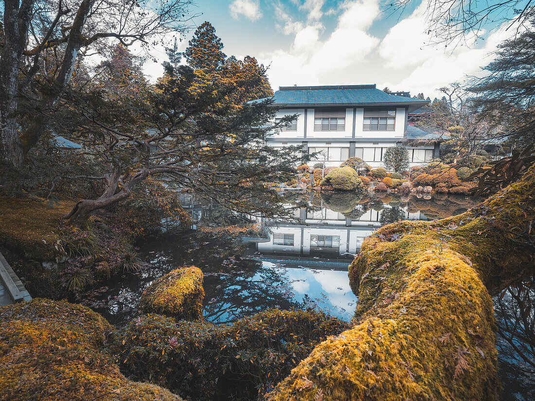 Herbst in Sonoyo-en Garden und Shiunkaku-Tempel in Nikko, Tochigi, Honshu, Japan, Asien