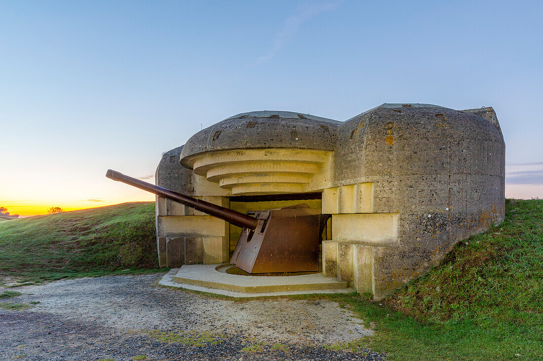 Die deutsche Artilleriebatterie in Longues-sur-Mer, Longues-sur-Mer, Normandie, Frankreich, Europa