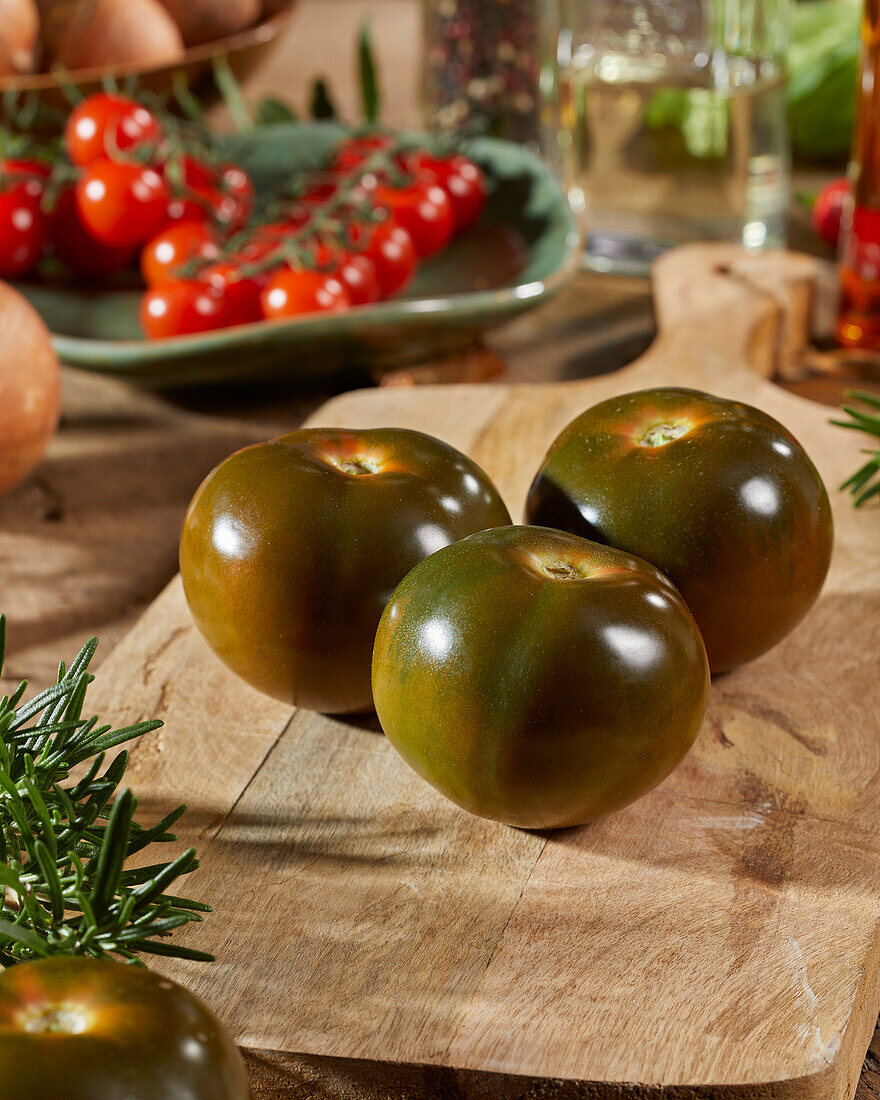 Tomato, Solanum lycopersicum Kumato