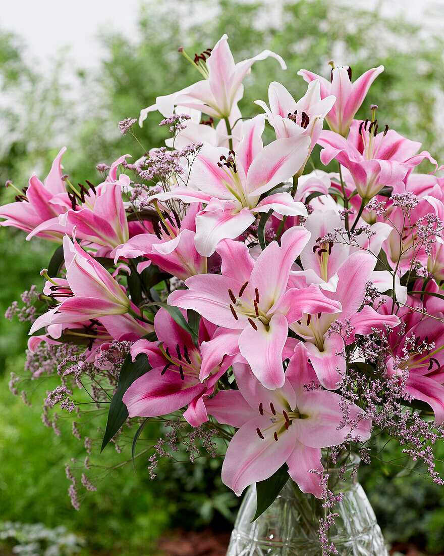 Mixed lily bouquet