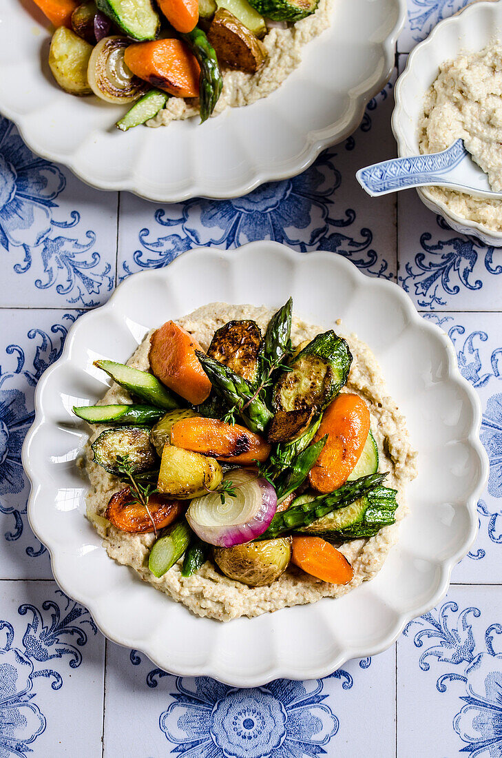 Bread hummus with roasted vegetables