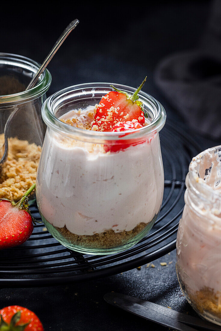 Unbaked strawberry cheesecake jars