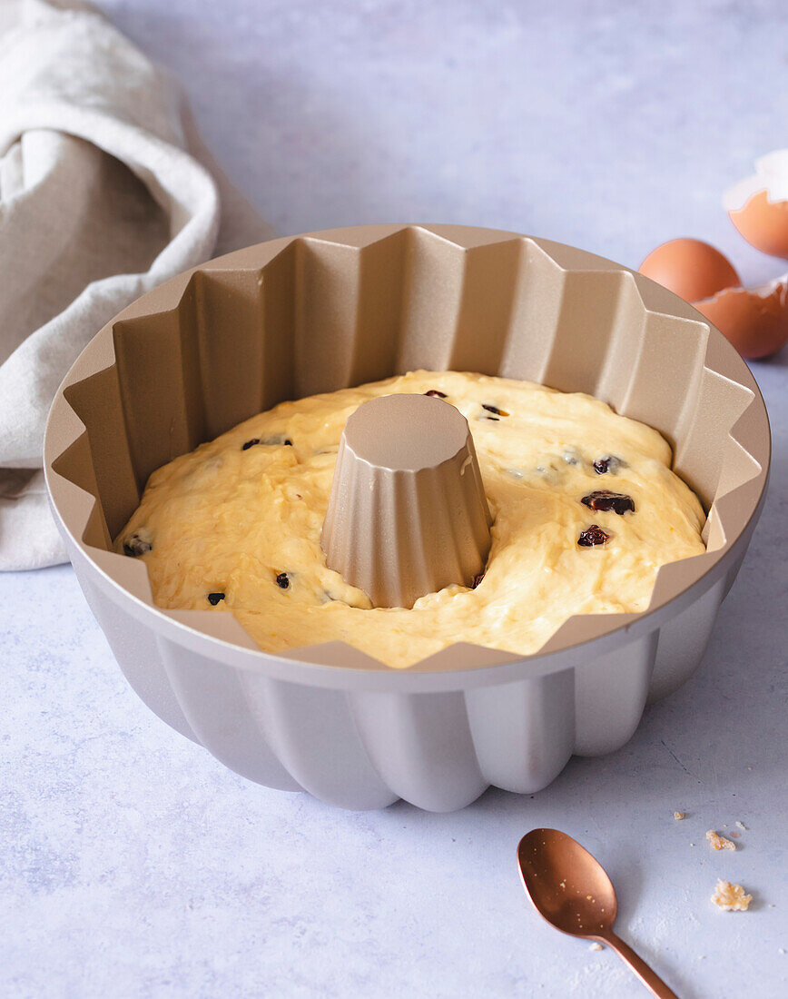 A circular citrus bundt cake