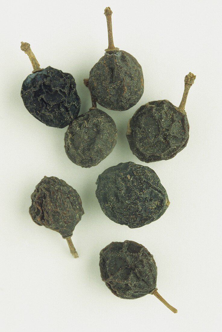 Dried sloes (Flores pruni spinosae)