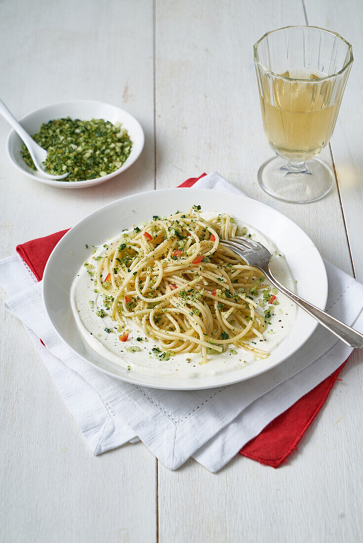 Spaghetti aglio e olio - Spaghetti mit Knoblauch und Öl