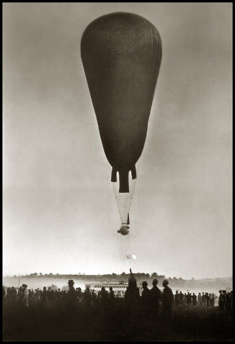 August Piccard balloon ascent, 1932
