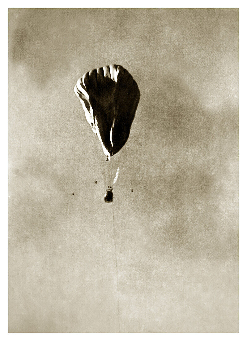 USSR-1 Soviet stratospheric balloon in flight, 1933