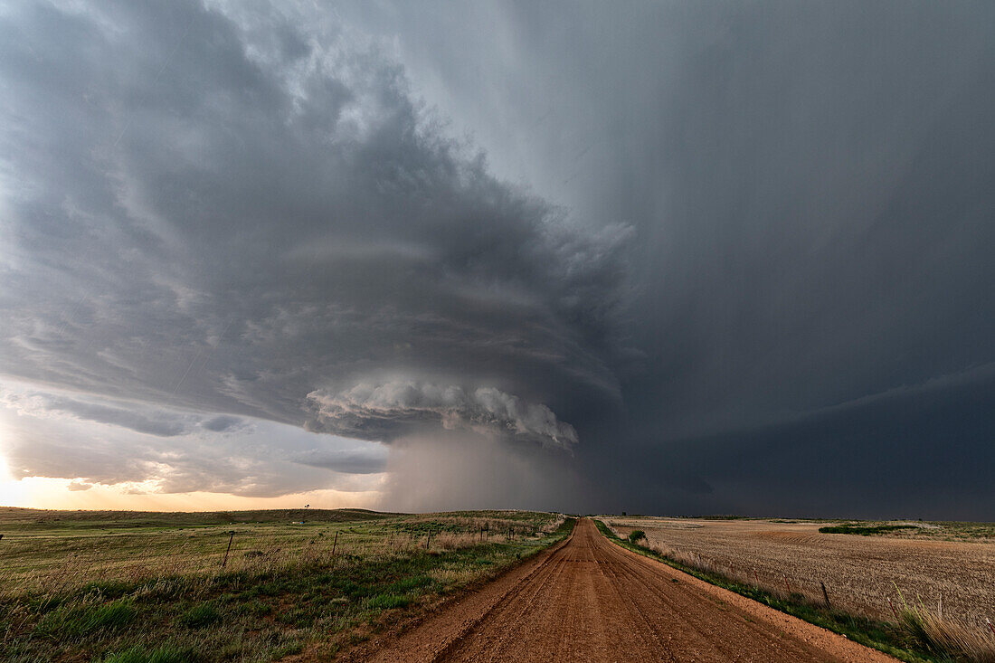 Supercell thunderstorm, Oklahoma, USA