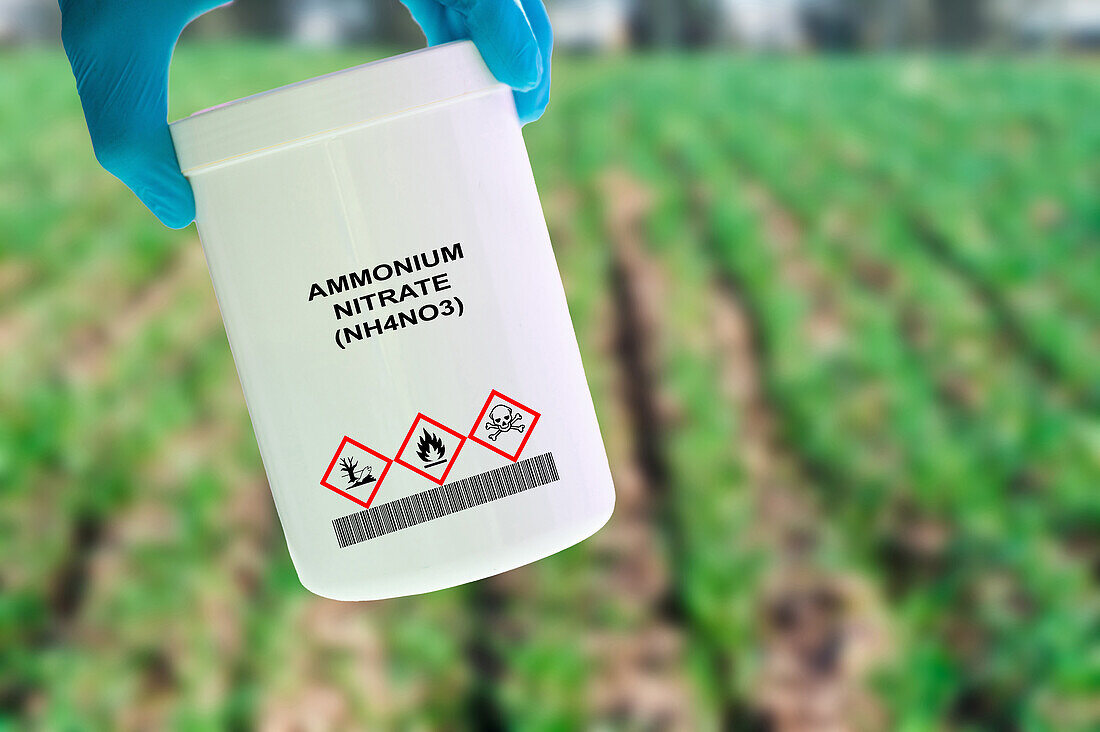 Container of ammonium nitrate