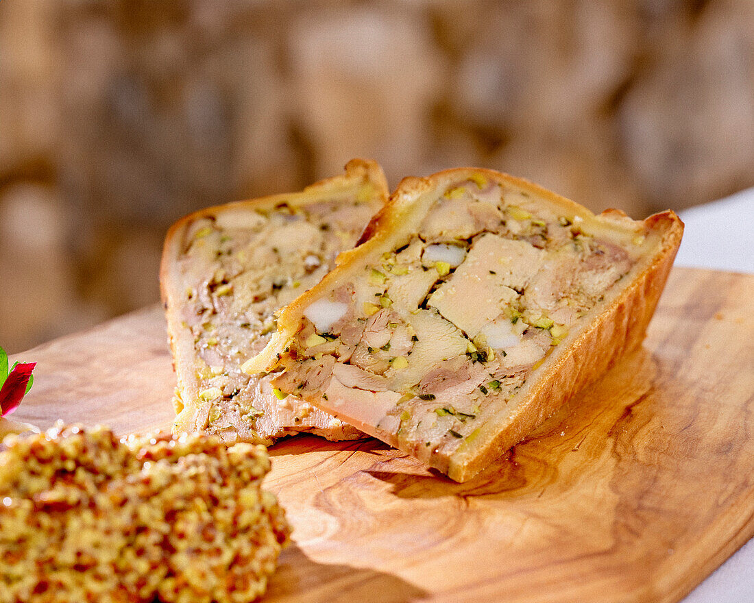 Tourte de Volaille with foie gras and herbs