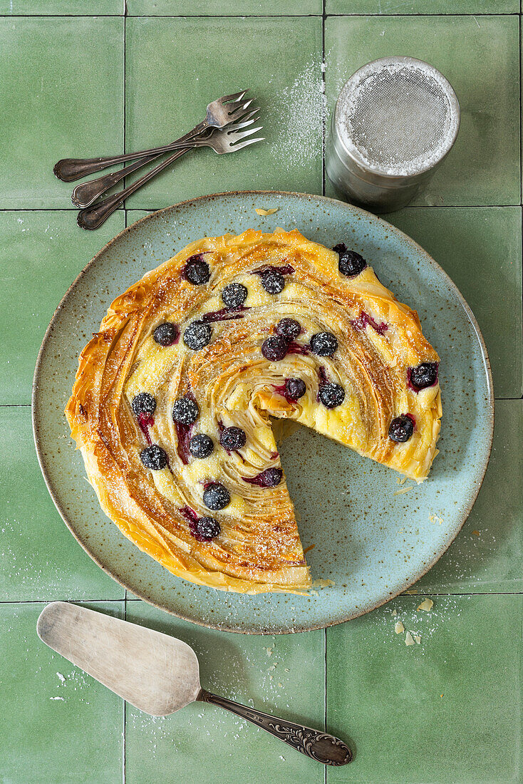 Filo pastry tart with mascarpone and blueberries