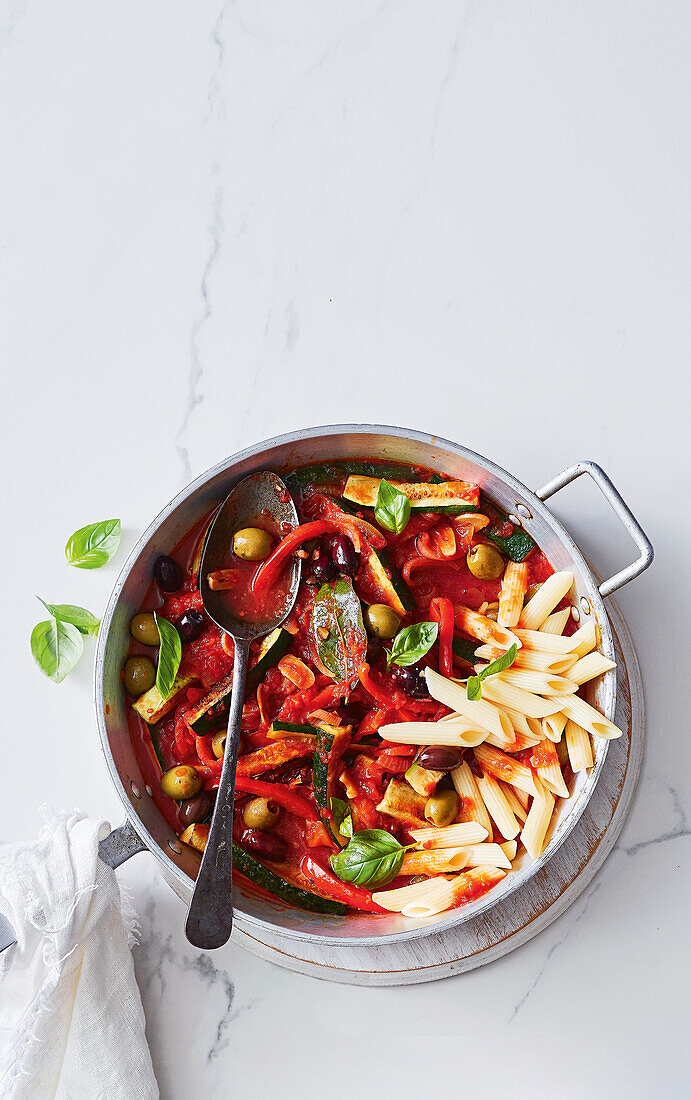 Penne with vegan cacciatore sauce