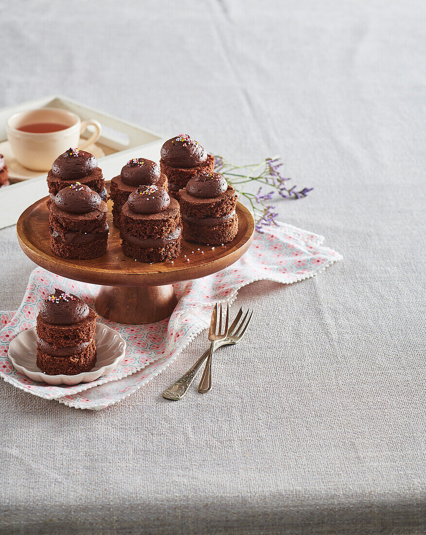 Mini-Schokoladentörtchen mit Schokocreme